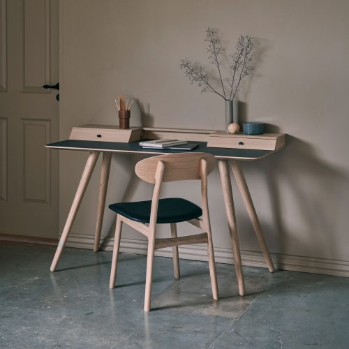 Stick_Desk-+-Tribe_chair_LOW